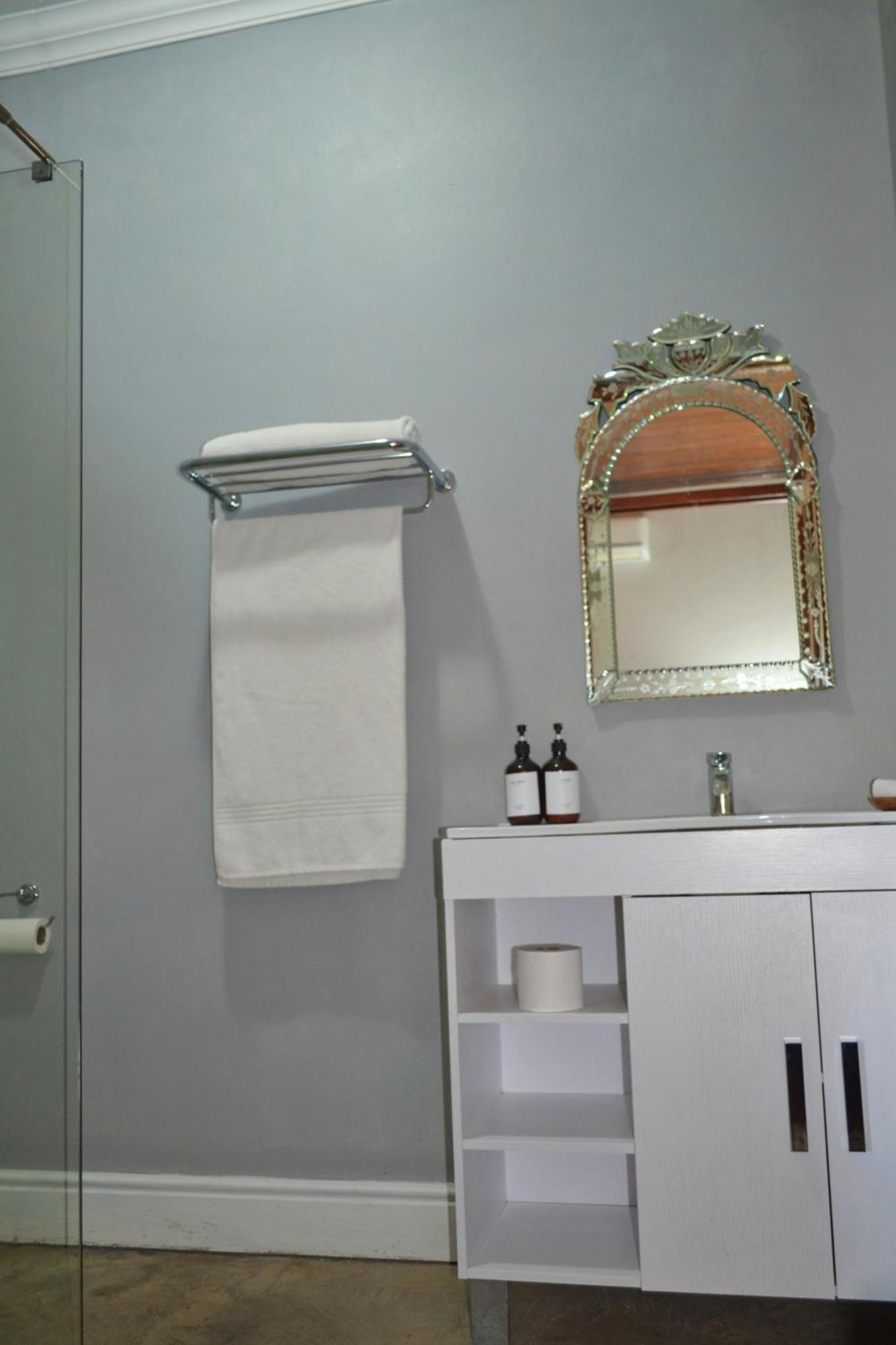 Old House Lodge Beaufort West Luaran gambar